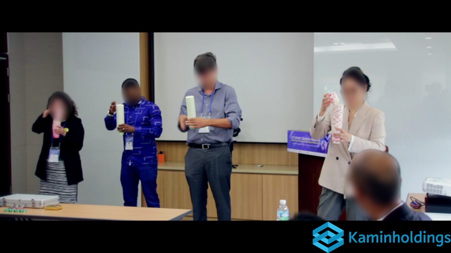 가족 초청 글로벌 행사 중견기업 해외사업팀 카민홀딩스 실제 업무 사진
