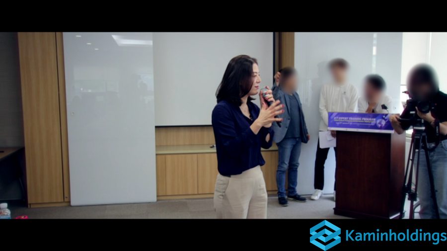 온라인 화상회의 통역 중견기업 해외사업팀 카민홀딩스 실제 업무 사진