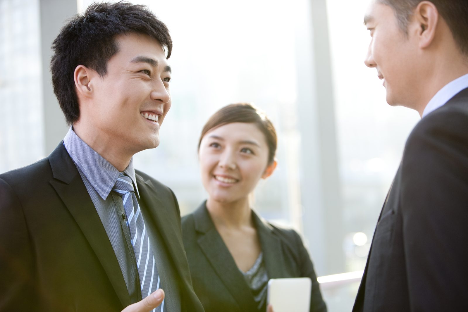 본사 보고용 진출 전략 중견기업 해외사업팀 서비스 주제 관련 이미지