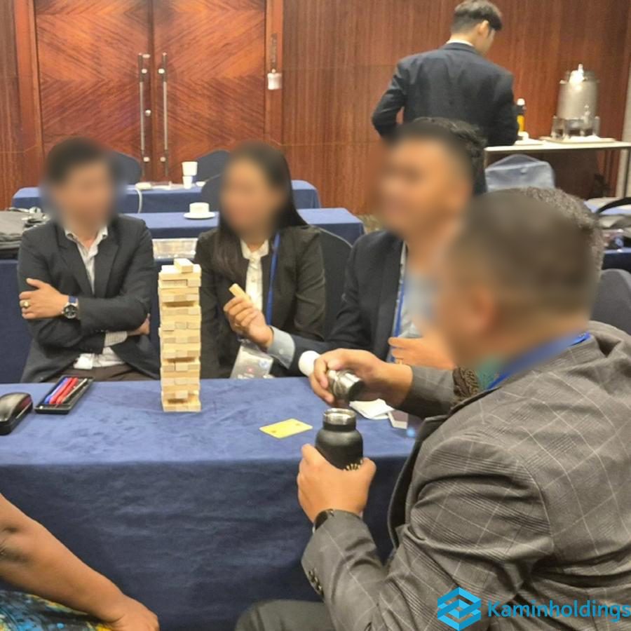 전시회 VIP 투어 중견기업 해외사업팀 카민홀딩스 실제 업무 사진