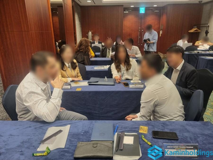 전시회 VIP 투어 중견기업 해외사업팀 카민홀딩스 실제 업무 사진