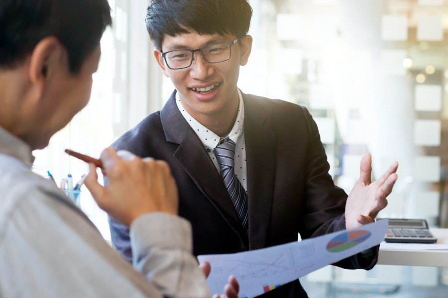 규제·인허가 사전 조사 중견기업 해외사업팀 서비스 주제 관련 이미지