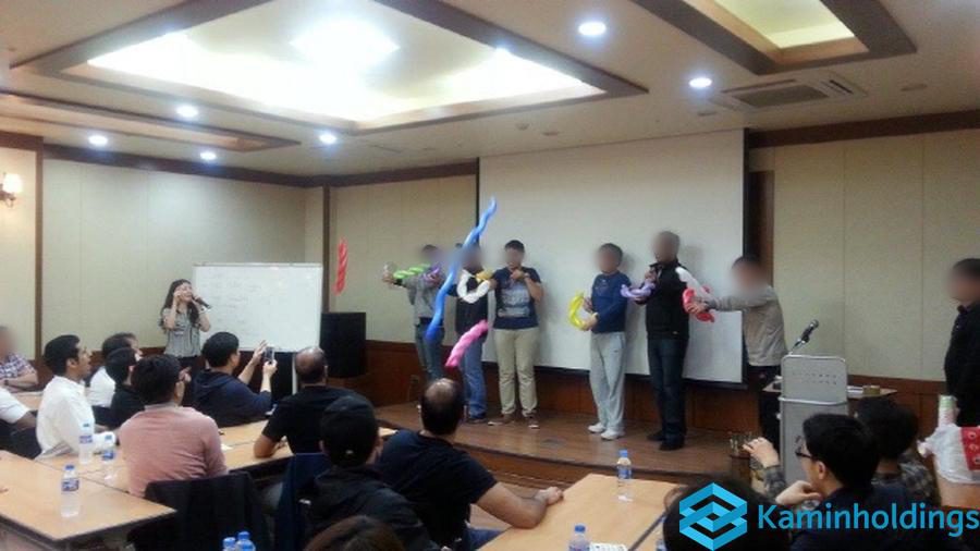 온라인 글로벌 행사 중견기업 해외사업팀 카민홀딩스 실제 업무 사진