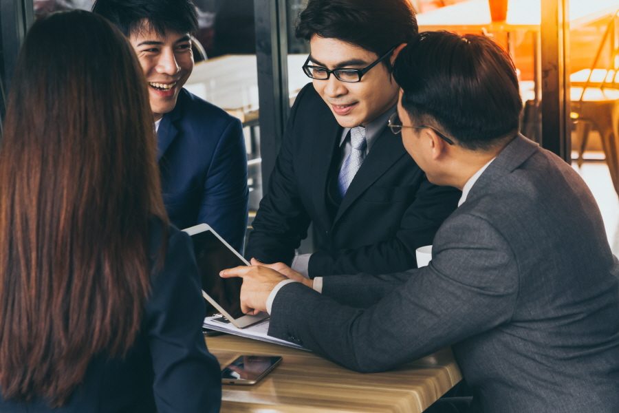 규제·인허가 사전 조사 중견기업 해외사업팀 서비스 주제 관련 이미지