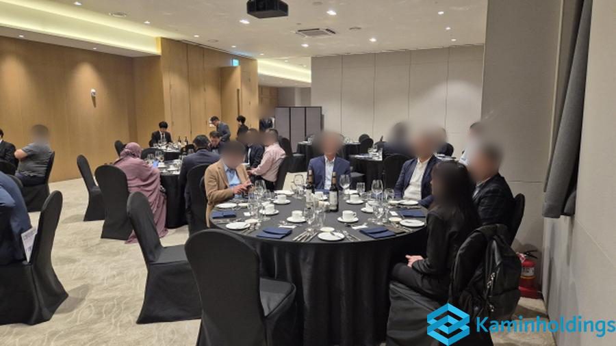 전시회 VIP 투어 중견기업 해외사업팀 카민홀딩스 실제 업무 사진