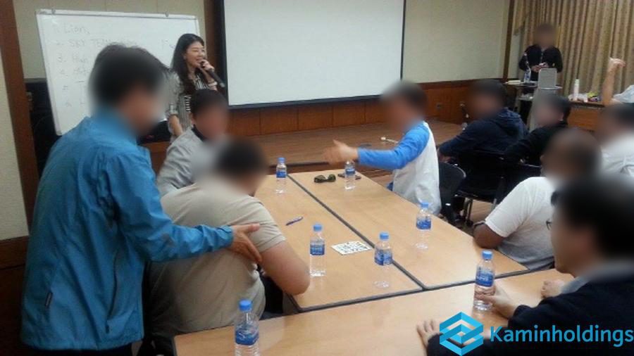 온라인 화상회의 통역 중견기업 해외사업팀 카민홀딩스 실제 업무 사진