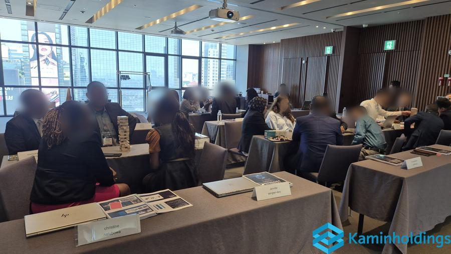 온라인 화상회의 통역 중견기업 해외사업팀 카민홀딩스 실제 업무 사진